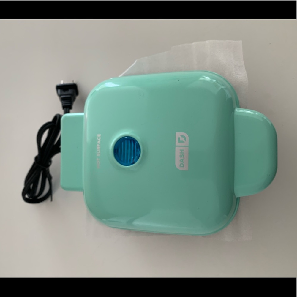 Egg bite maker